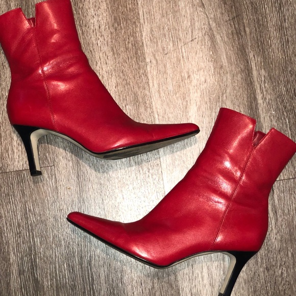 ACCEPTING OFFERS Gianni Bini Square Toe Red Bootie - Picture 4 of 6